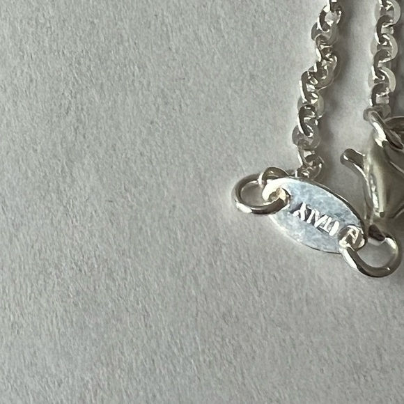 Sterling silver cross - Picture 4 of 6